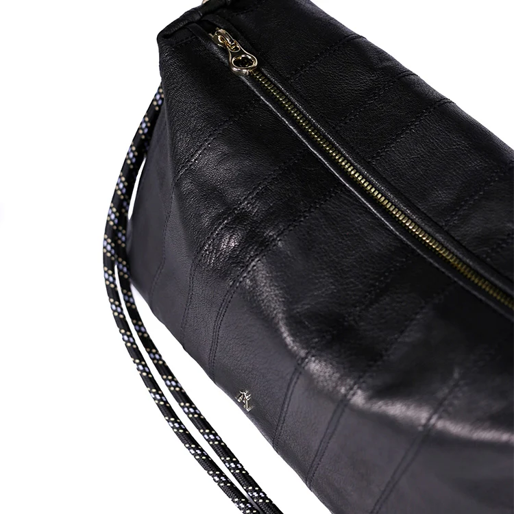 Halo_stripe_Wash_Noir_3_164f41d0-0a5c-4e23-9668-8de801650069_750x