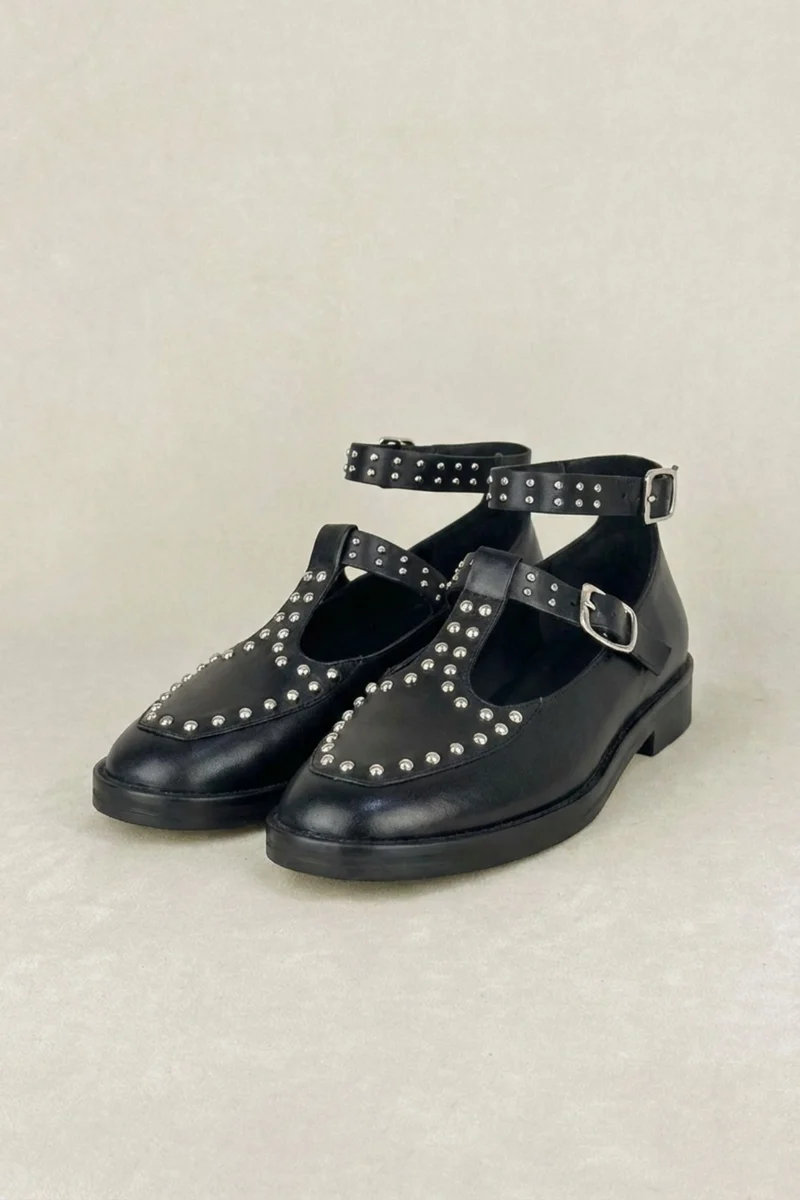 mocasin-tbar-tachas-negro_3_f87d7762-5fe0-4f92-8509-6e51e9d68b31