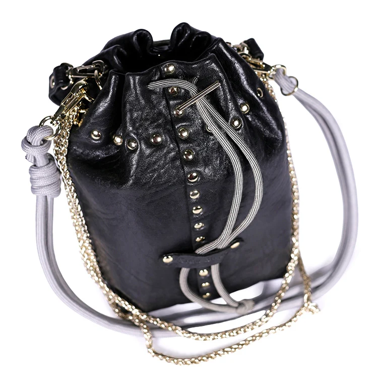 Beco_Bubble_Noir_4_afa32e23-687e-421c-9e3f-1e59ad20055a_750x