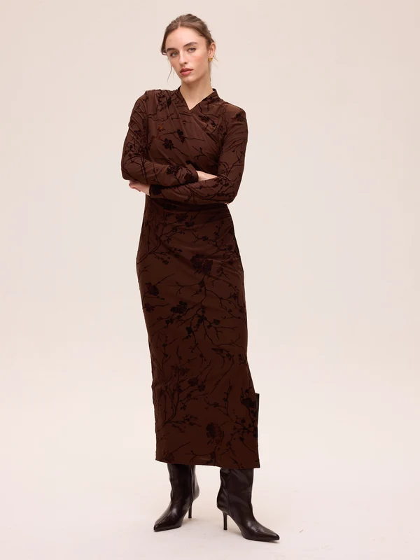 glaze-brown-vestido-midi-flocado-fiesta-invitada-boda-marron_1