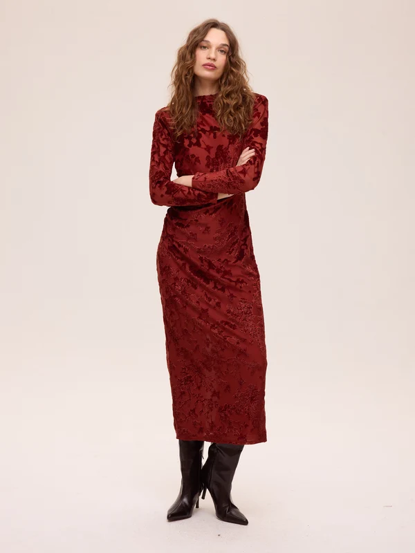 sombra-velvet-vestido-midi-terciopelo-devore-flores-fiesta-invitada_2